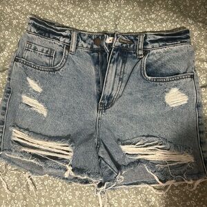 O’Neill shorts size 27